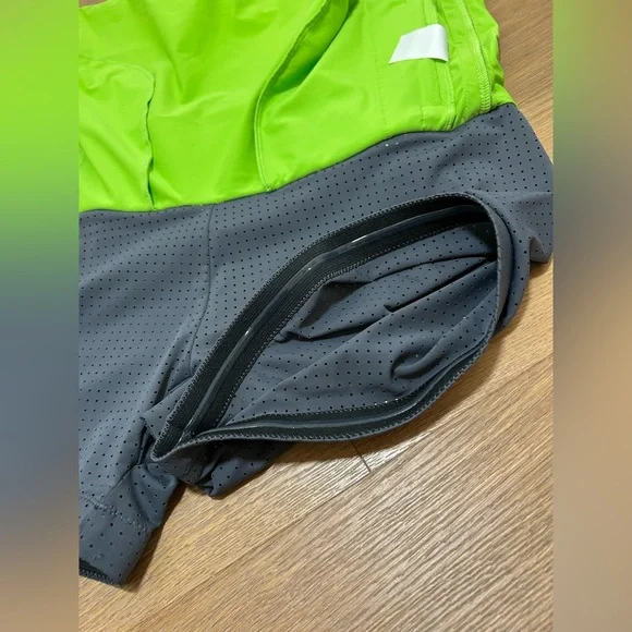 Medium/large fit golf skirt/skort Kinona